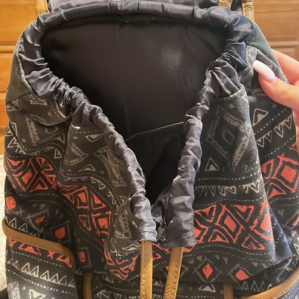 Printed Backpack - Picture 7 of 7